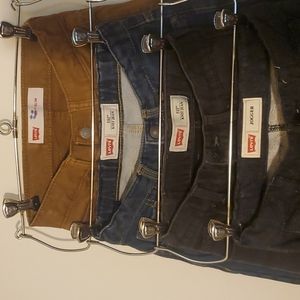 Bundle of four (4) boy's Levis size 8 24w & 22l. Excellent pre-owned condition.